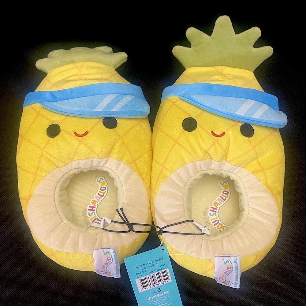 🍍NEW SQUISHMALLOWS MAUI THE PINEAPPLE SLIPPERS